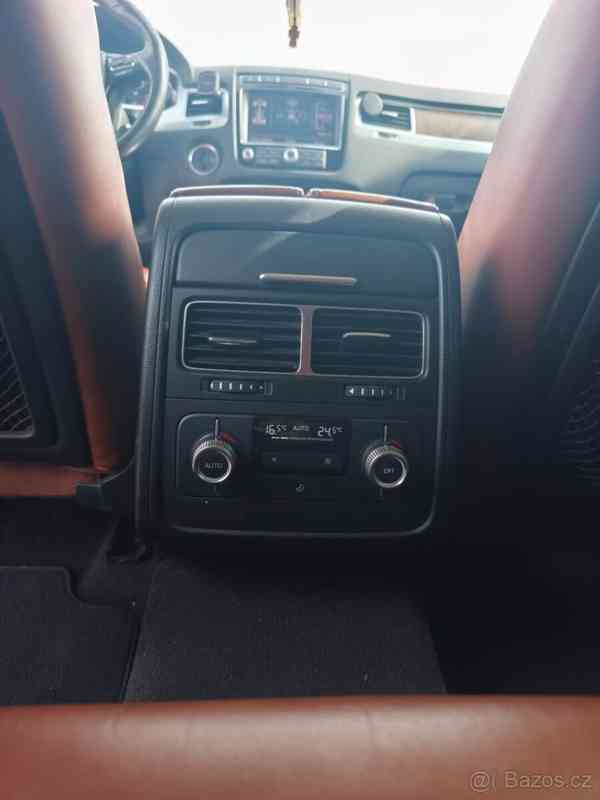 Volkswagen Touareg 3,0 - foto 19