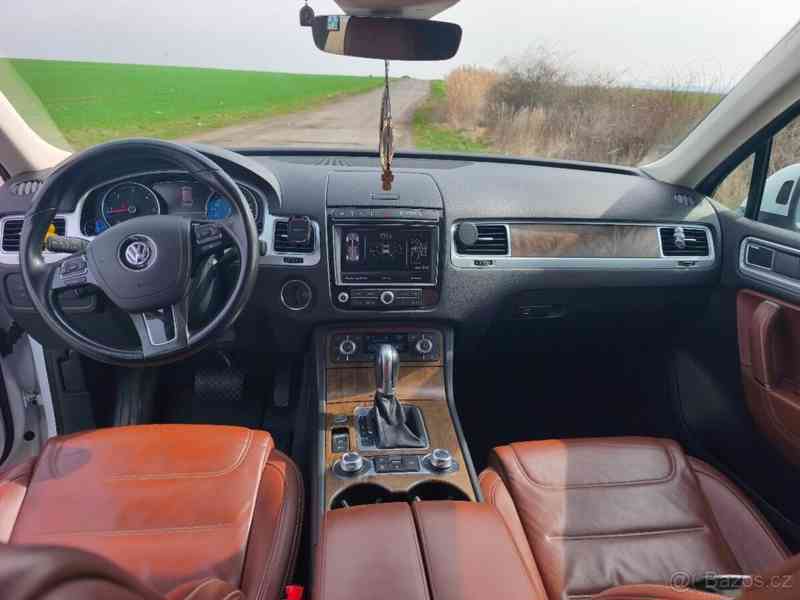 Volkswagen Touareg 3,0 - foto 18