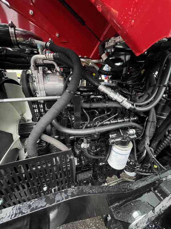 Prodam traktor HANWO HWB 604C, STAGE V, pohodlná kabina - foto 7