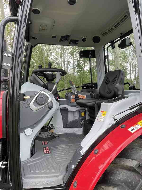 Traktor HANWO HWB 604C čelný nakladač. 65 koni 48kW. - foto 12
