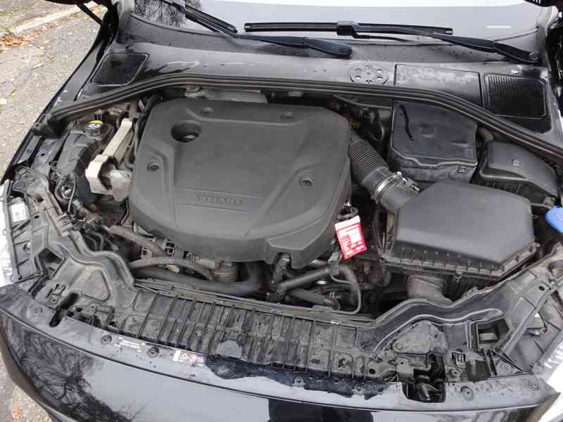 Volvo V60 2.0 D3 r.v.2016 (110 kw) servisní knížka  - foto 14