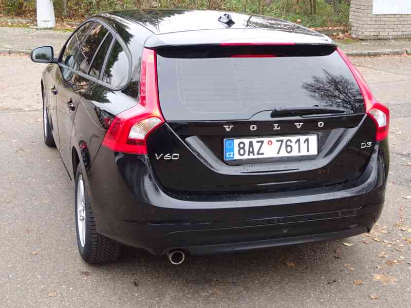 Volvo V60 2.0 D3 r.v.2016 (110 kw) servisní knížka  - foto 4