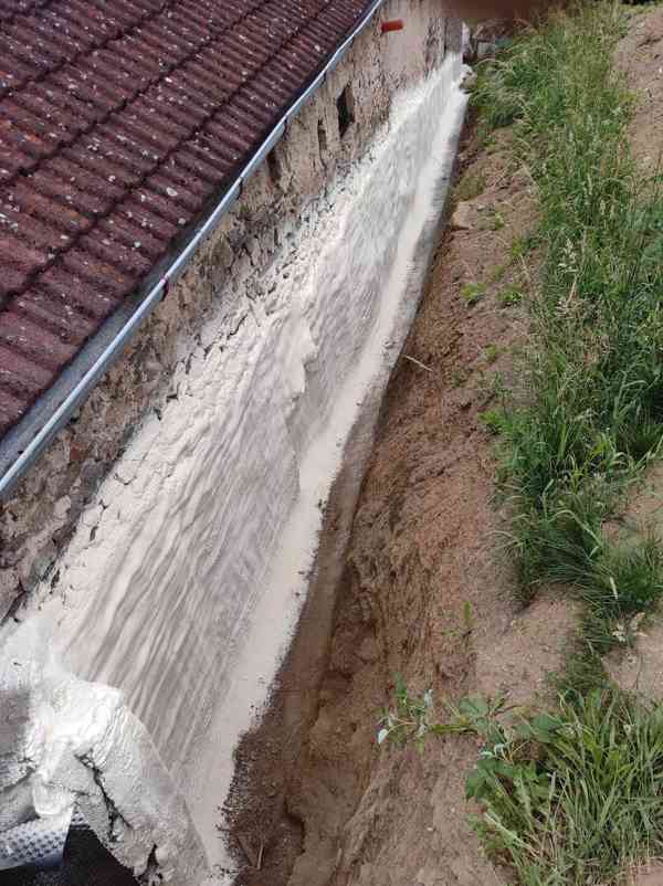 Stříkané PUR izolace - foto 4