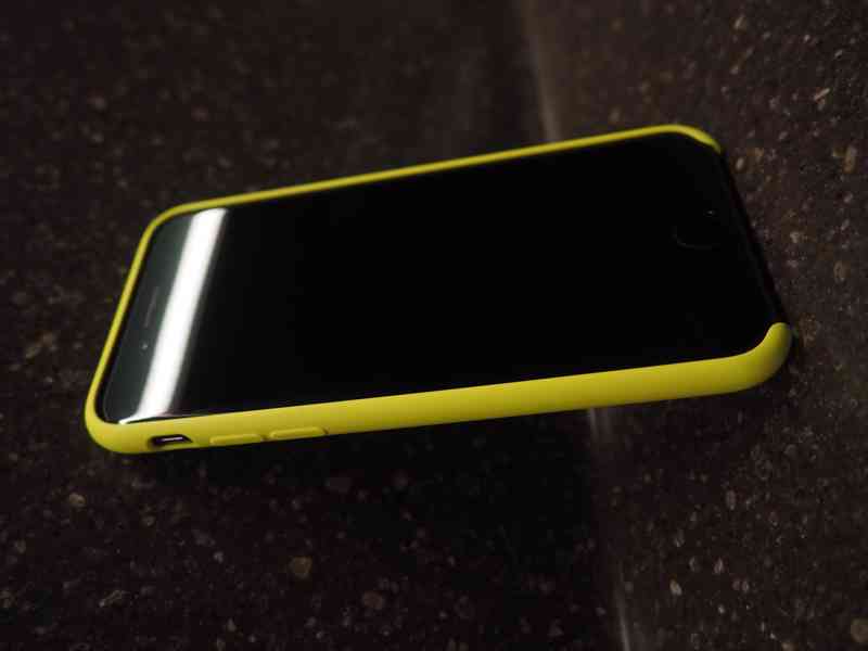 Originální silikonový kryt (iPhone 8/SE 2020) - foto 6