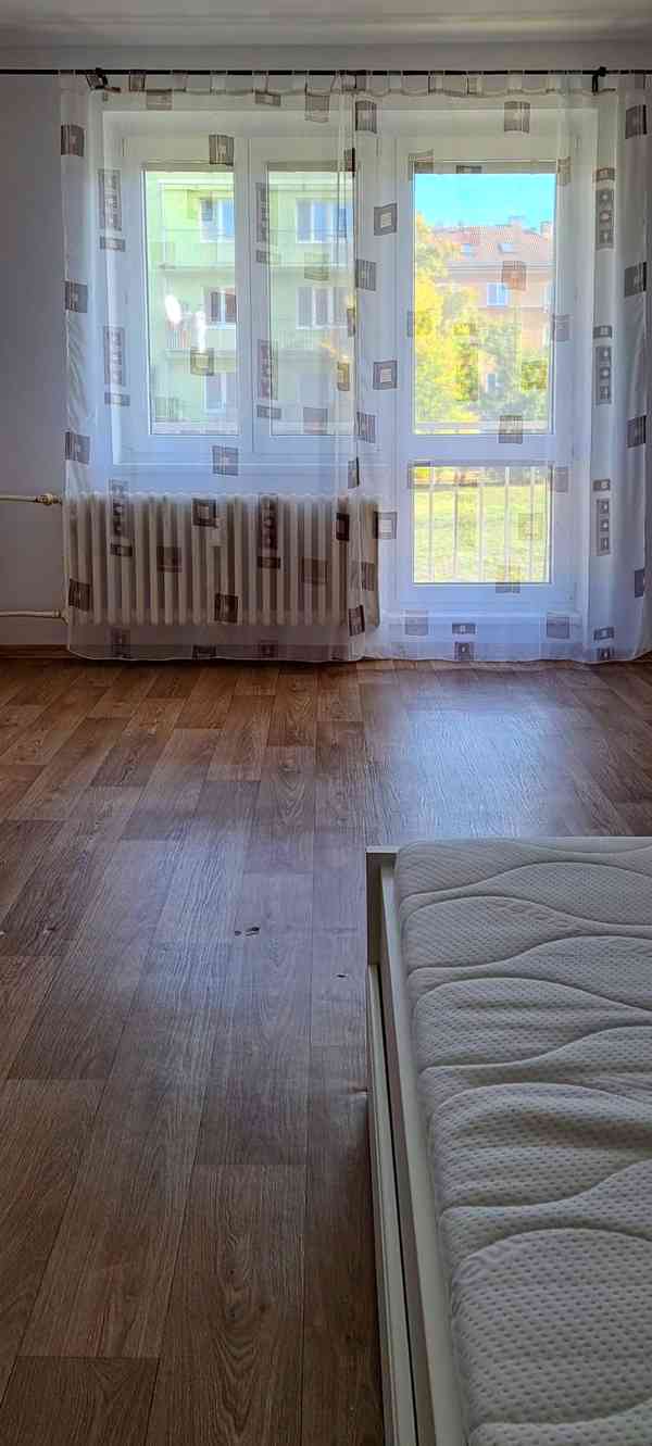 Pronájem bytu 1+1 - foto 11