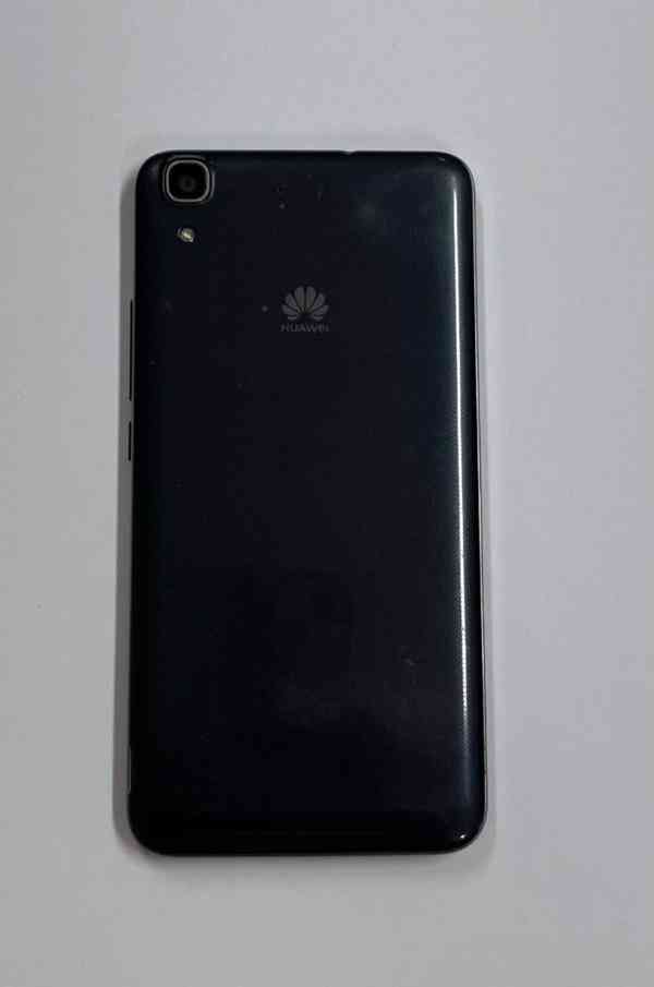 Prodám Huawei Y6 s nabíječkou + nová sim karta. - foto 2