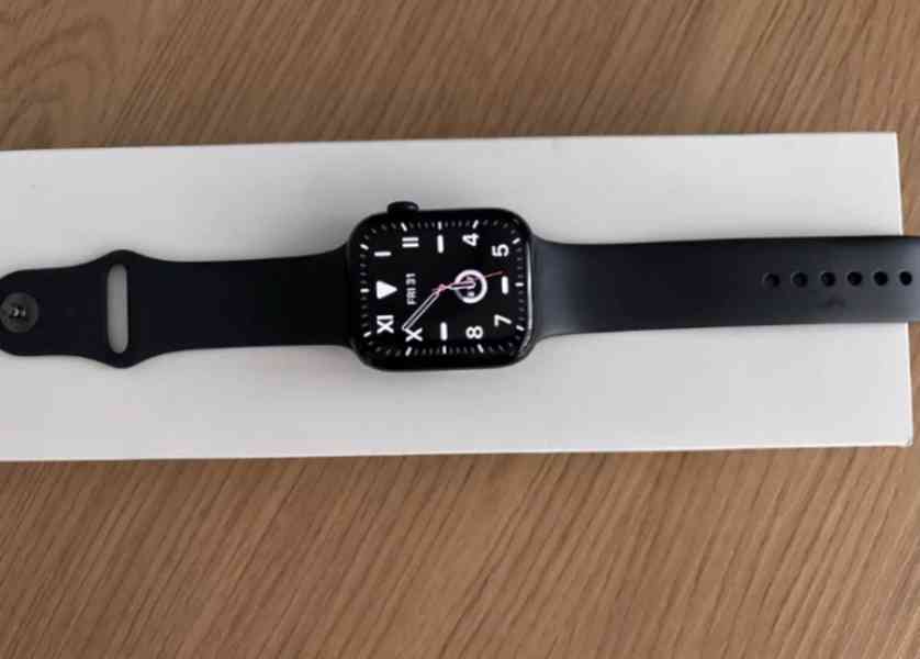 Apple Watch 9 45 mm - foto 2