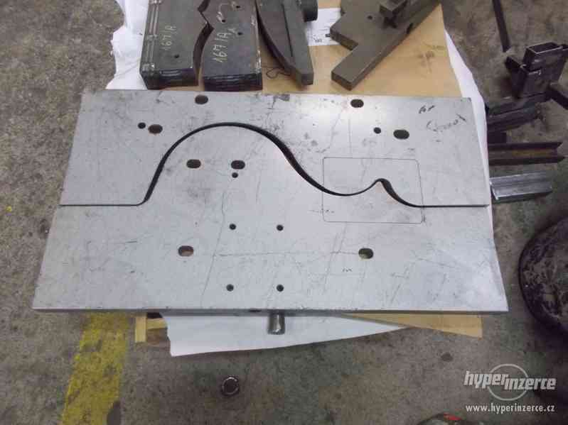 Horizontální hydraulický lis GLASSER - SLEVA - foto 5