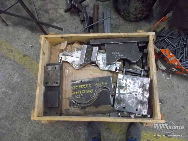 Horizontální hydraulický lis GLASSER - SLEVA - foto 7