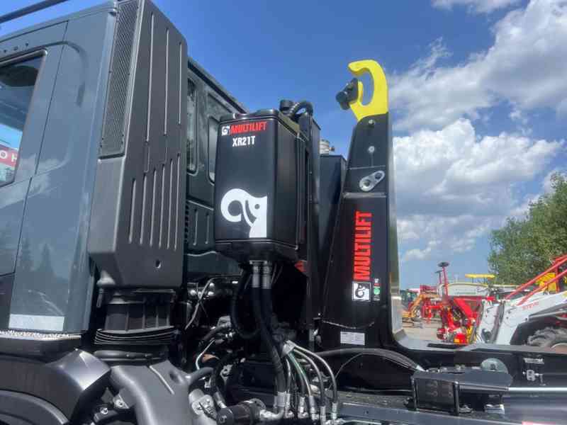 IVECO AD300X54Z/P HR OFF nosič kontejnerů Hiab Multilift - foto 5