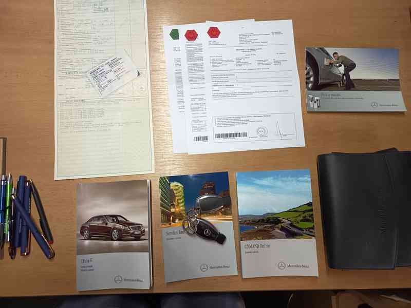 MERCEDES Benz E 350 4Matic ČR  - foto 20