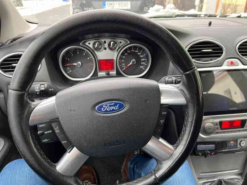 Ford Focus 2,0   i 107kW velmi pěkný stav - foto 13