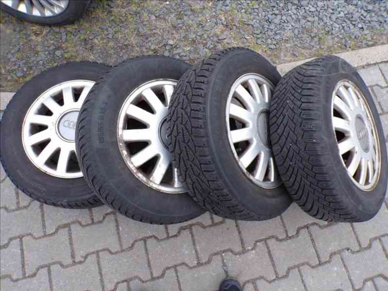 Audi A3 1,6 i KLIMATIZACE - foto 16