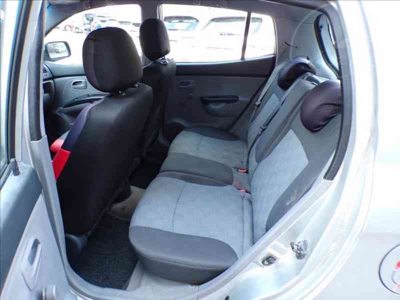 Kia Picanto 1,1 i KLIMATIZACE - foto 9