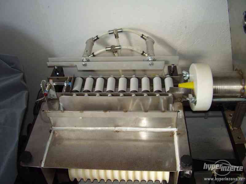 stroj na výrobu boilí - foto 2