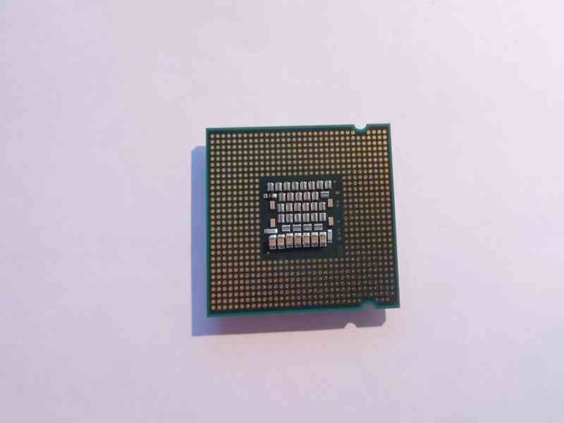 Procesor Intel Core 2 Duo E6750 2,66GHz LGA775 - foto 2