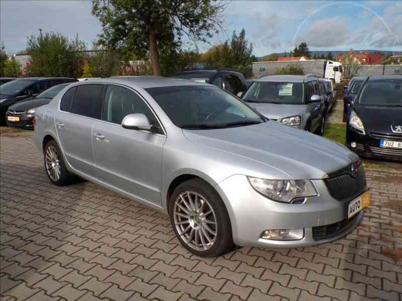 Škoda Superb 2,0 TDI AMBITION - foto 1