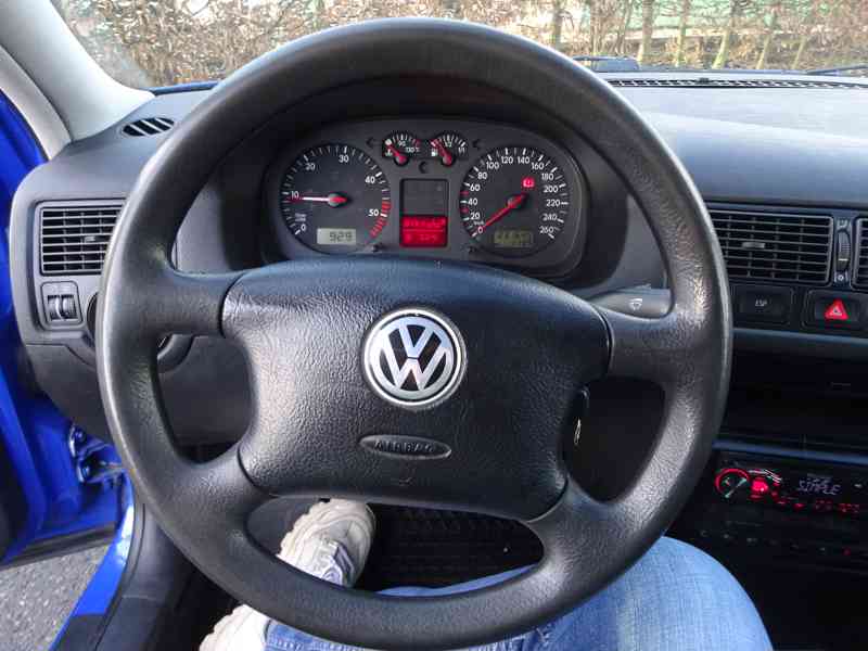 VW Golf 1.9 TDI Variant r.v.1999 STK1/2027 - foto 9