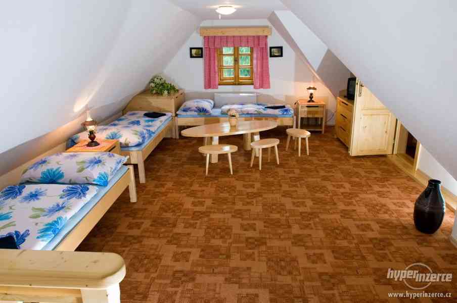 Velké Karlovice -ubytování s vířivou vanou - foto 4
