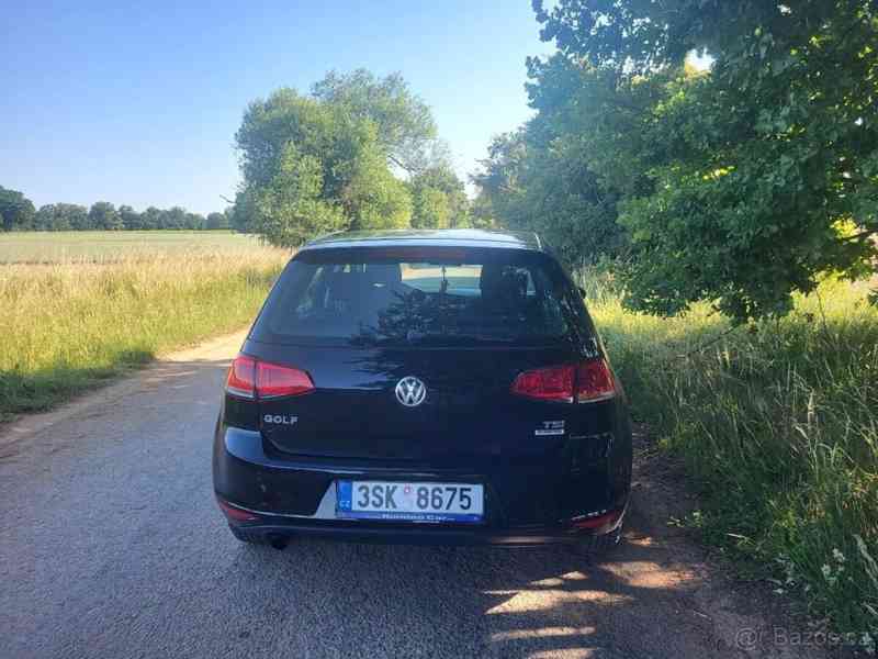 Volkswagen Golf 1,2 - foto 1
