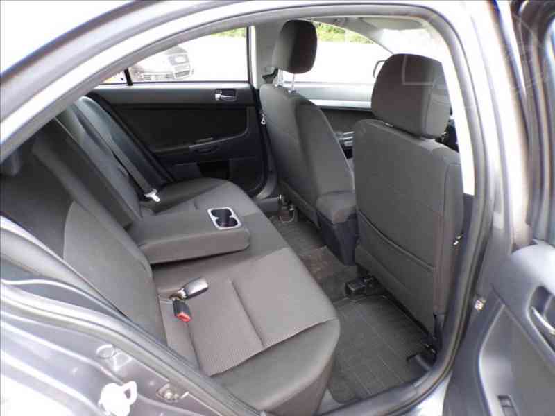Mitsubishi Lancer 1,6 MIVEC,XENONY - foto 10