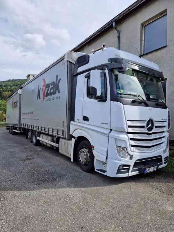 Mercedes-Benz velkoobjemová souprava - foto 4