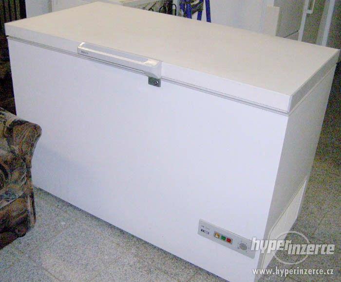 Pultový mrazák BOSCH objem 300 l, alarm - foto 1