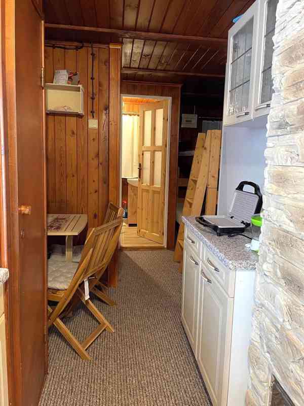 Prodej chaty v Doksech u Máchova jezera. - foto 13