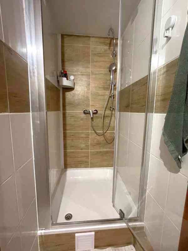 Prodej chaty v Doksech u Máchova jezera. - foto 12