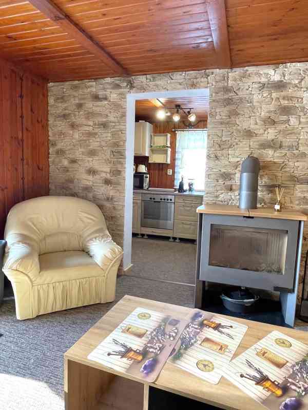 Prodej chaty v Doksech u Máchova jezera. - foto 7