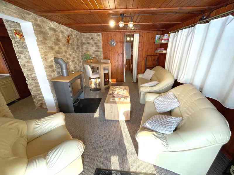 Prodej chaty v Doksech u Máchova jezera. - foto 6