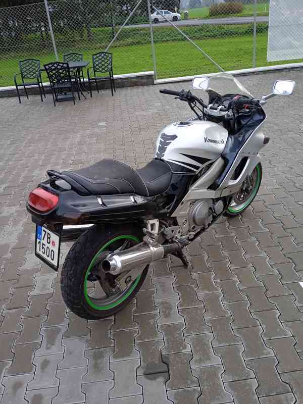 Kawasaki ZZR 600 - foto 3