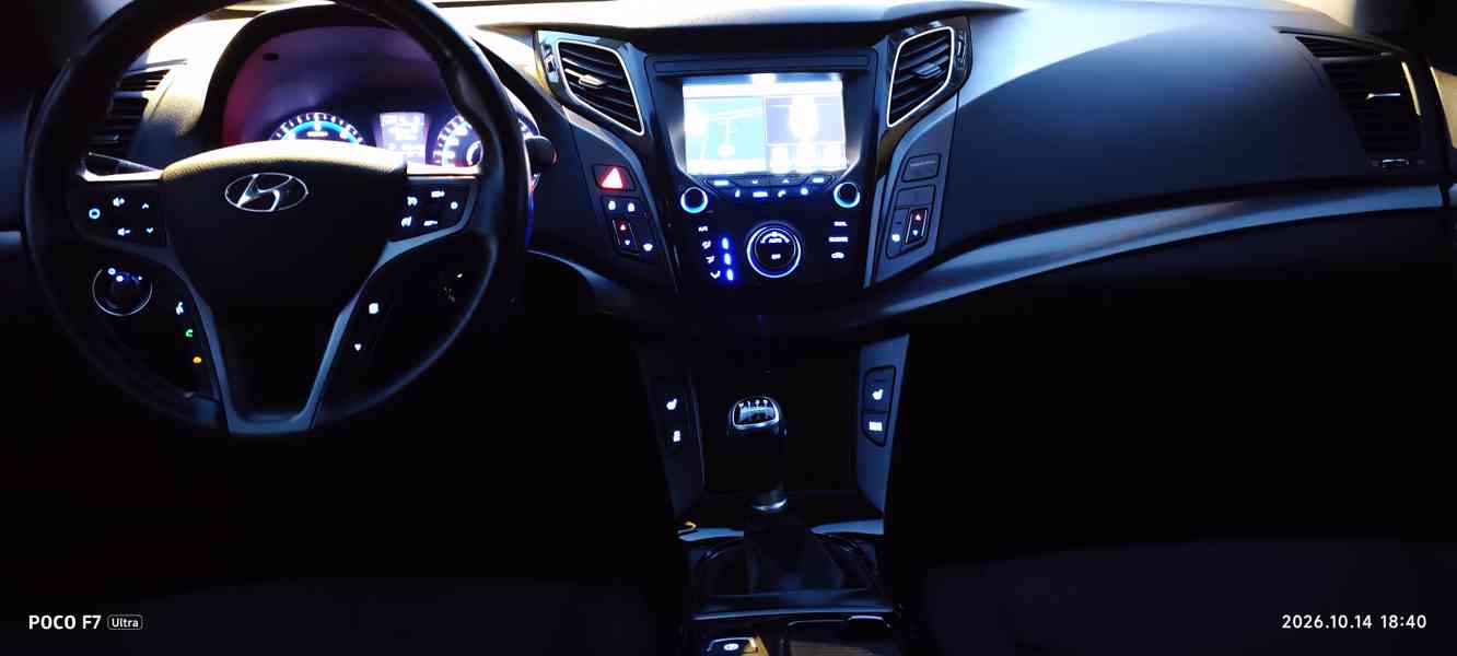 Hyundai i40 CW (combi), 1,7 CRDi (104kw) (diesel) - foto 23