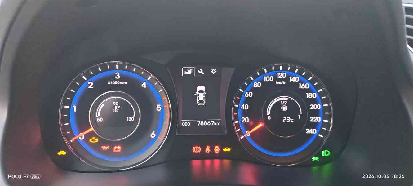 Hyundai i40 CW (combi), 1,7 CRDi (104kw) (diesel) - foto 8