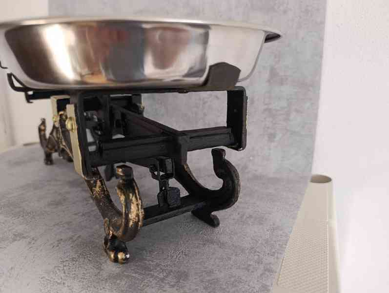 Staré 5kg dvoumiskové váhy po renovaci. Nové nerezové misky. - foto 8