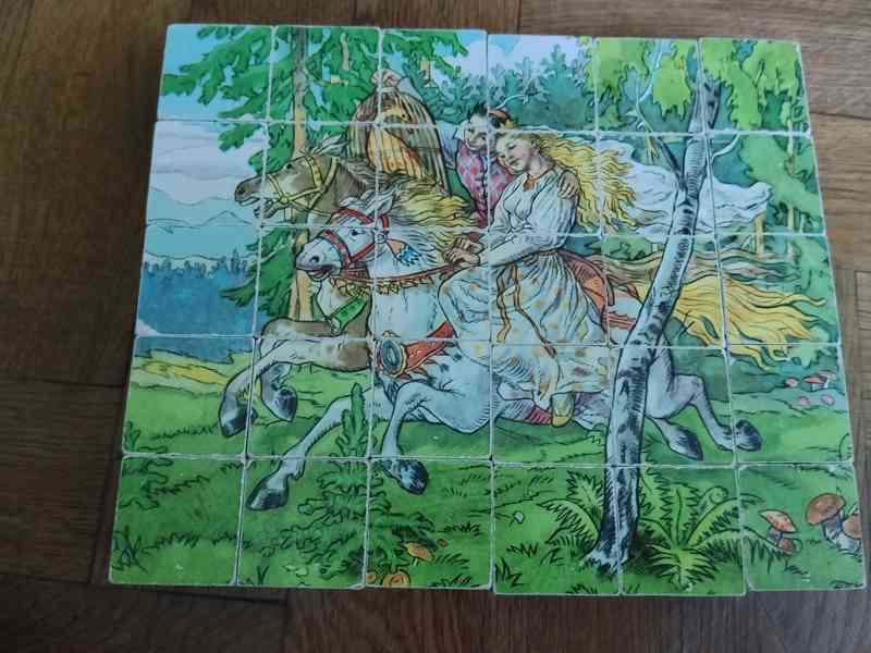 Kostky Pták ohnivák a liška Ryška, M. F. Kvěchová - foto 7