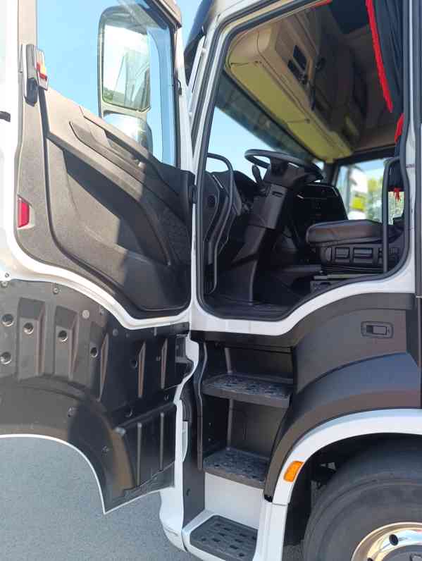 IVECO STRALIS + Schwarzmuller - foto 6