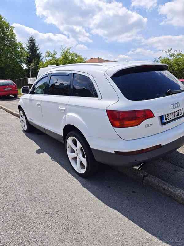 Audi Q7 - foto 5