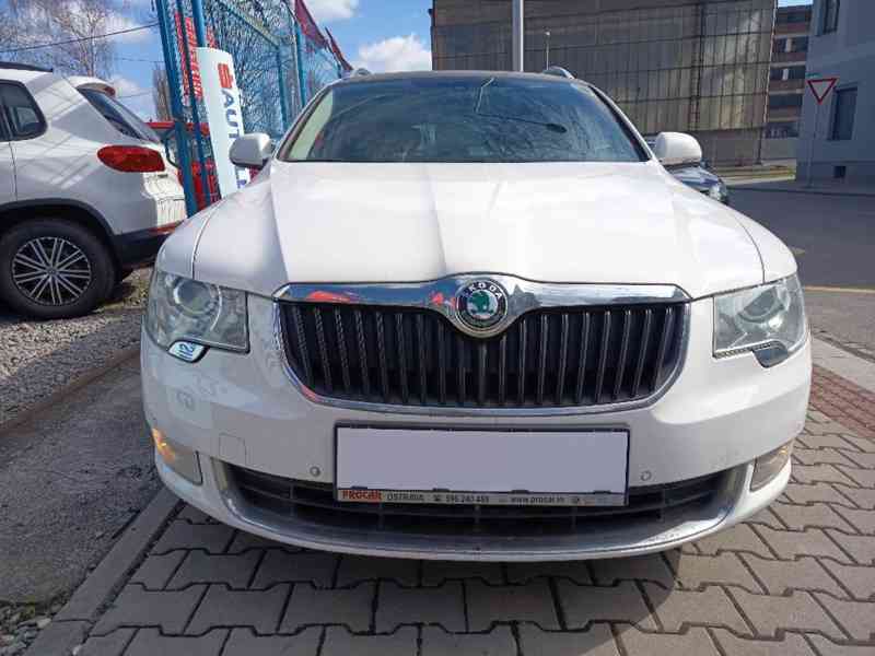 ŠKODA Superb Combi 2,0TDI Laurin a Klement ČR  125KW - foto 4