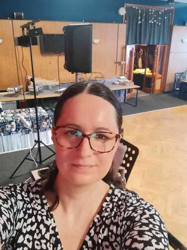 Živá hudba/Dj - Nikola Hamplová - foto 4