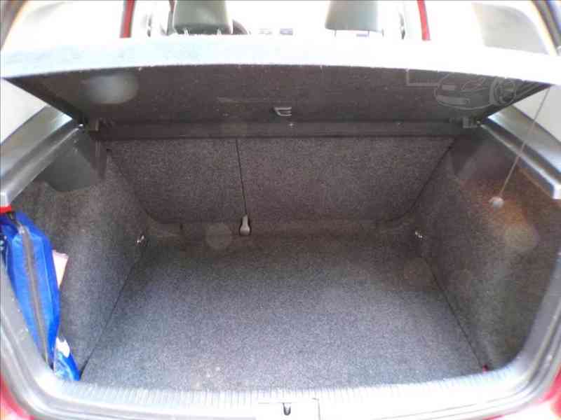 Volkswagen Golf 1,4 FSI DIGI.KLIMA - foto 9