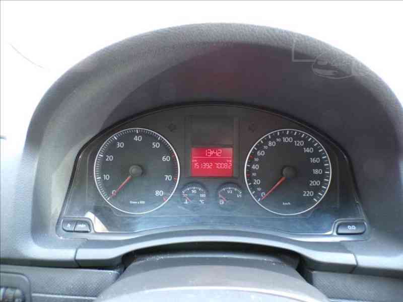 Volkswagen Golf 1,4 FSI DIGI.KLIMA - foto 5