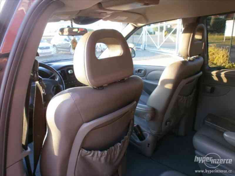 Chrysler voyager 2.8 crdi 2006 - foto 3