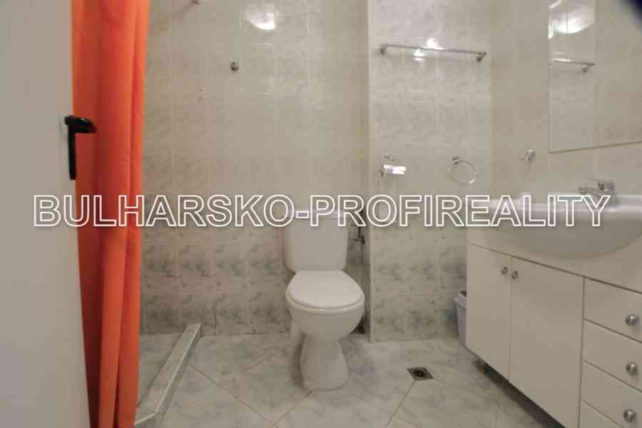  Bulharsko-PROSTORNÝ APARTMÁN 2+kk (86 m)  - foto 13