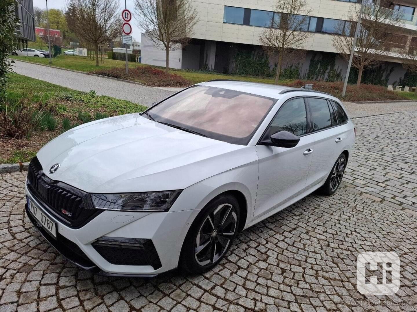 Škoda Octavia RS, 4x4, Matrix, tažné, záruka - foto 1