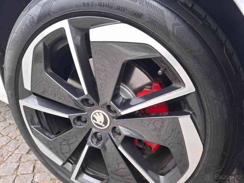 Škoda Octavia RS, 4x4, Matrix, tažné, záruka - foto 12