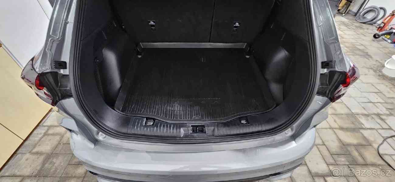 Ford Kuga ST Line 137kW,naj. 21.800km - foto 3