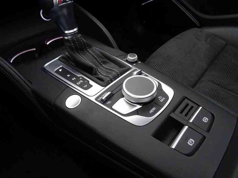 Audi A3 40 TFSI Quattro Advance Sport - foto 8