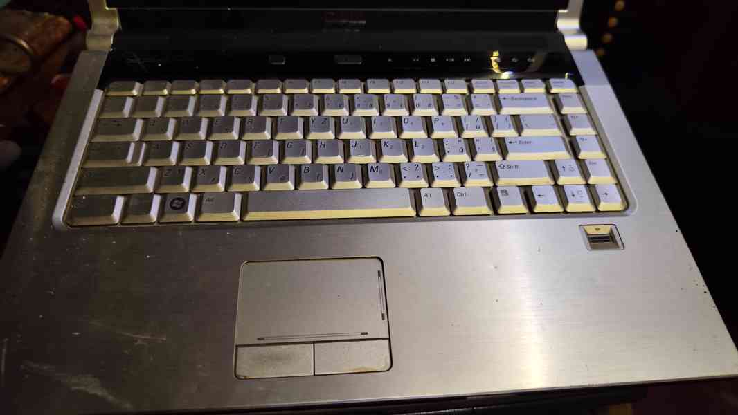 Staré Notebooky - foto 3
