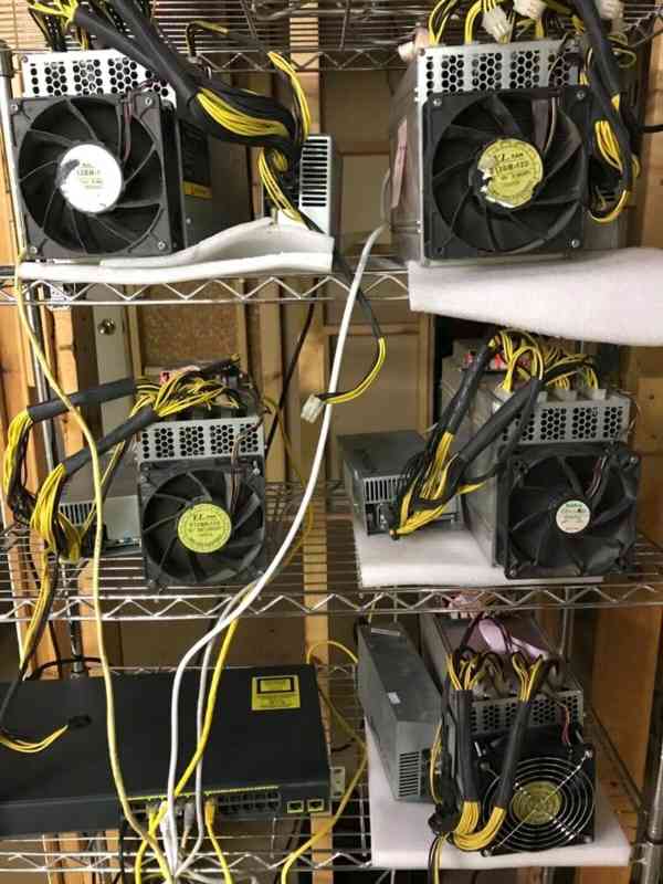 BITMAIN ANTMINER L3+ 504MH/S DOGECOIN MINER LTC ASIC DOGE MI - foto 1